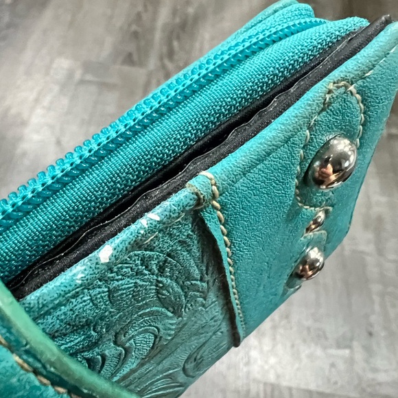 Turquoise Wallet with Embossed Design - Picture 16 of 16